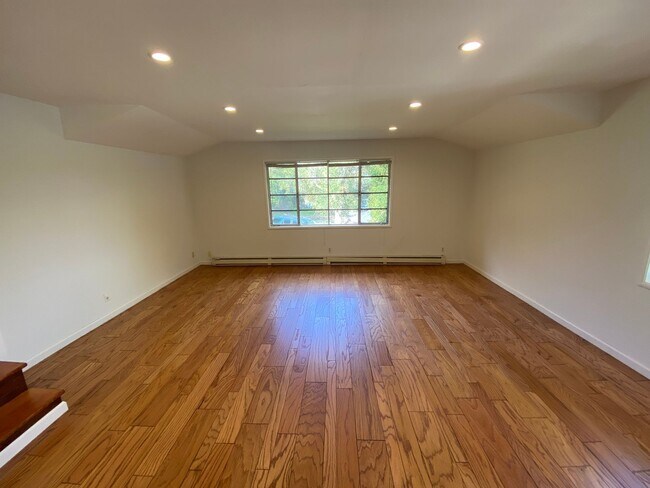 Building Photo - Charming Single-Family Home in Desirable Ladera Community