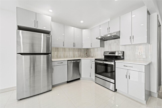 Building Photo - 28-57-57 45th St