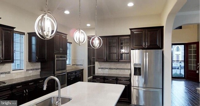 Building Photo - 141 Coachman Cir