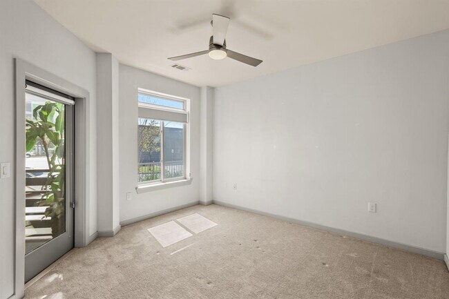Building Photo - 3600 S Lamar Blvd