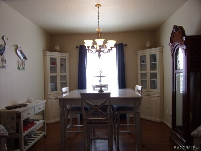 Building Photo - 3521 S Belgrave Dr
