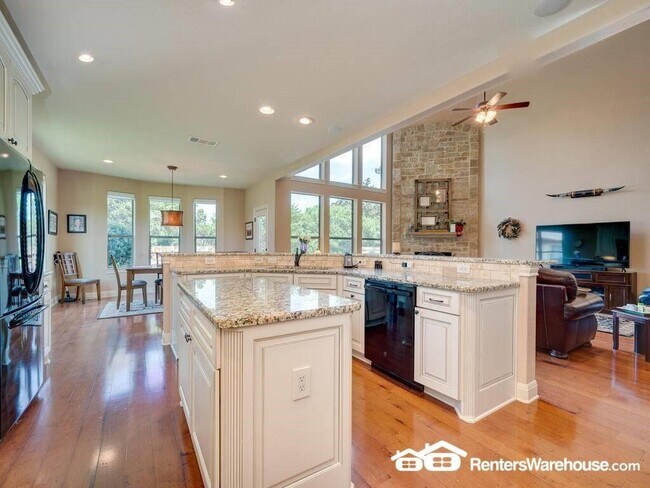 Building Photo - 206 Varco Dr
