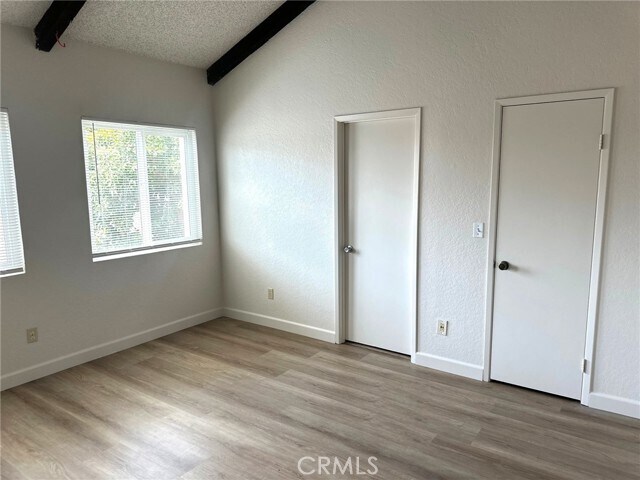 Building Photo - 1545 W Palmyra Ave