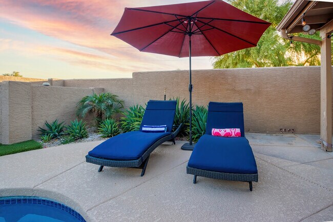 Building Photo - 4027 E Cathedral Rock Dr