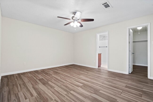 Building Photo - 4510 Hidden Springs Dr