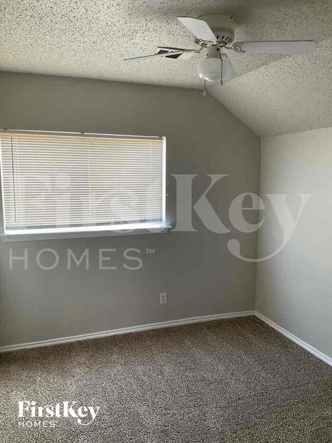 Building Photo - 10256 Budtime Ln