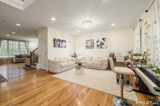 Building Photo - 9 Gettysburg Rd