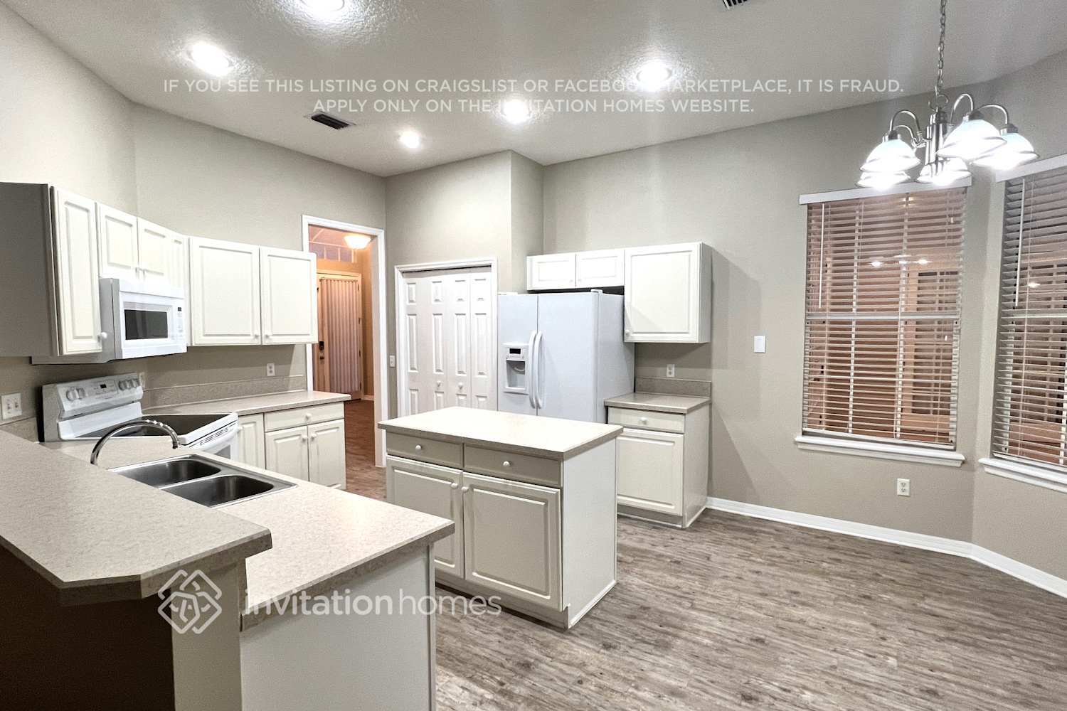 Building Photo - 594 Caledonia Pl