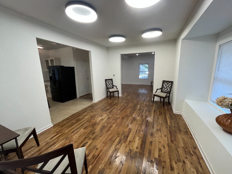 Building Photo - 3308 Benton Blvd