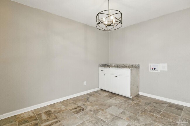 Building Photo - 4741 Huron Dr