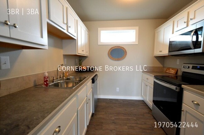 Building Photo - 1117 Hawthorne Ave