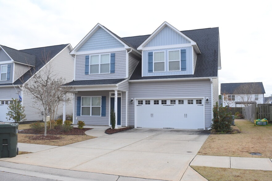 Primary Photo - 4624 Runaway Bay Ln