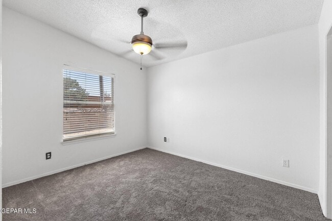 Building Photo - 9127 Texas Red Dr