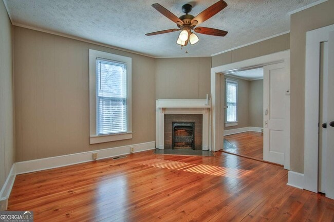 Building Photo - 239 Boulevard