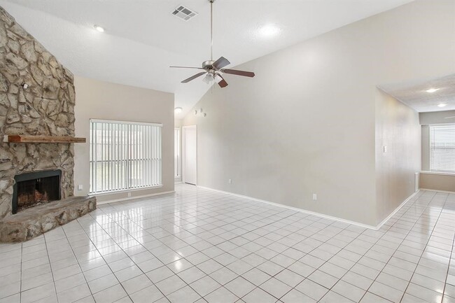 Building Photo - 16834 Applecross Ln