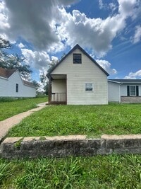 Building Photo - 1541 5th St