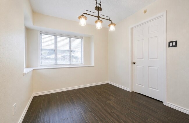 Building Photo - 3728 Autumn Ln