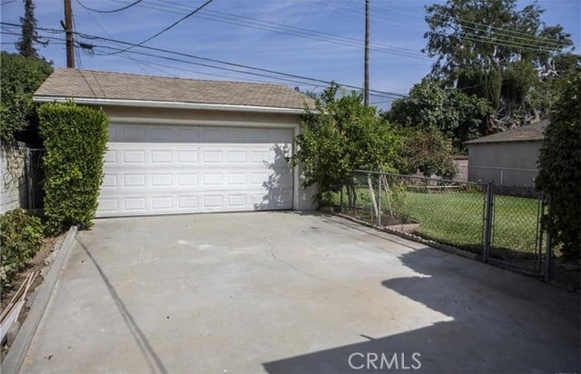 Building Photo - 2325 Las Lunas St