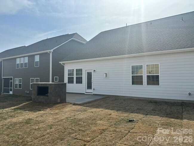 Building Photo - 1403 Caracara Ct