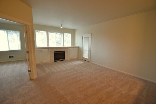 Building Photo - 3bd/2ba Bothell Condo