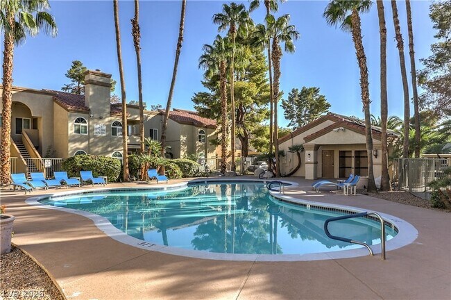 Building Photo - 3145 E Flamingo Rd