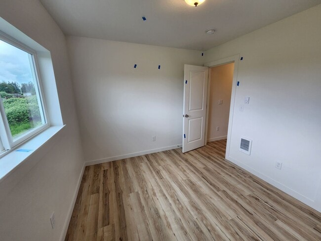 Building Photo - 1014 Peach Rd