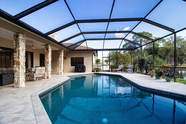 Building Photo - Palm Aire Fully Furnished Rental