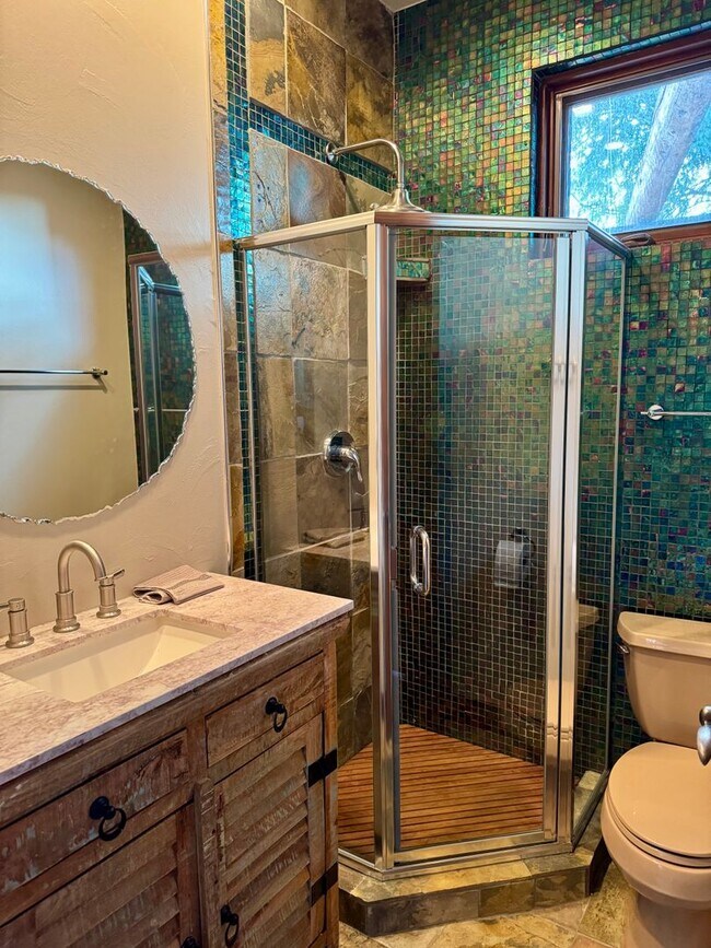 Building Photo - Furnished 3 Bedroom Entrada Home!!