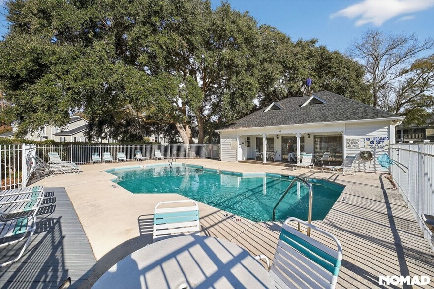 Building Photo - 4840 Moss Creek Loop