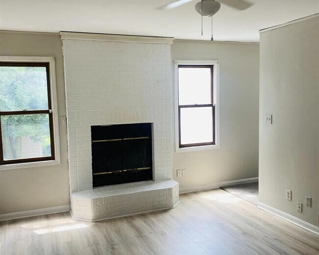 Building Photo - 4411 Savage Dr