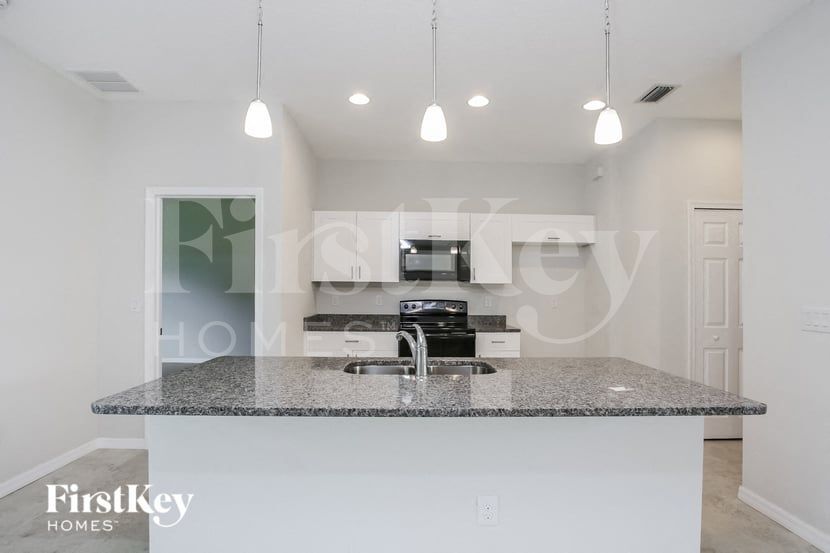 Building Photo - 3462 Worthington Ave