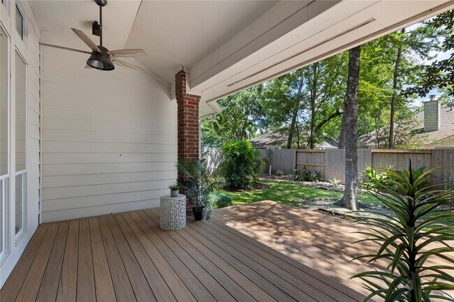 Building Photo - 11 Belcarra Pl