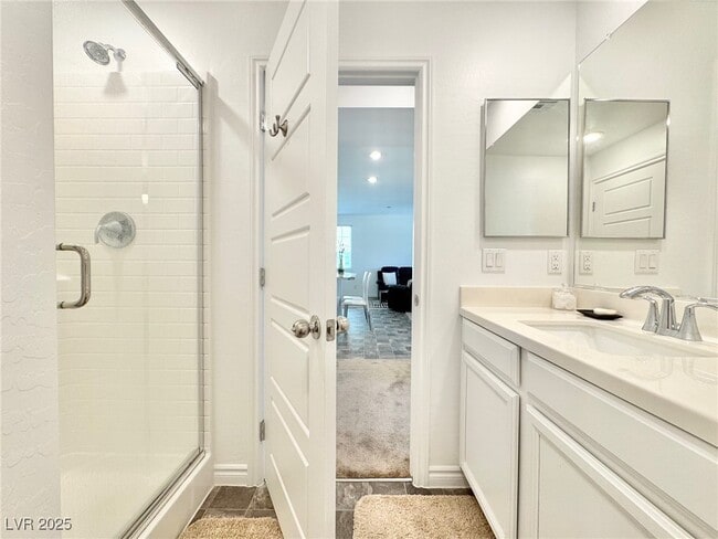 Building Photo - 20 Barbara Ln