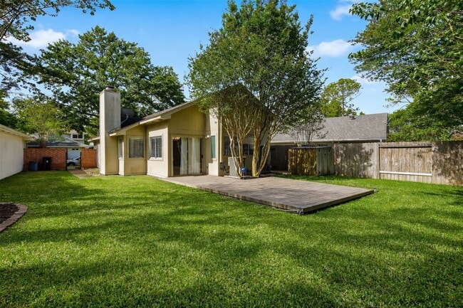 Building Photo - 8518 Pool Creek Dr