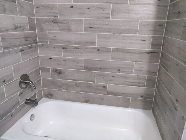 Building Photo - Charming 2BD/3.5BA Townhome in Highlandtown, Baltimore, MD!