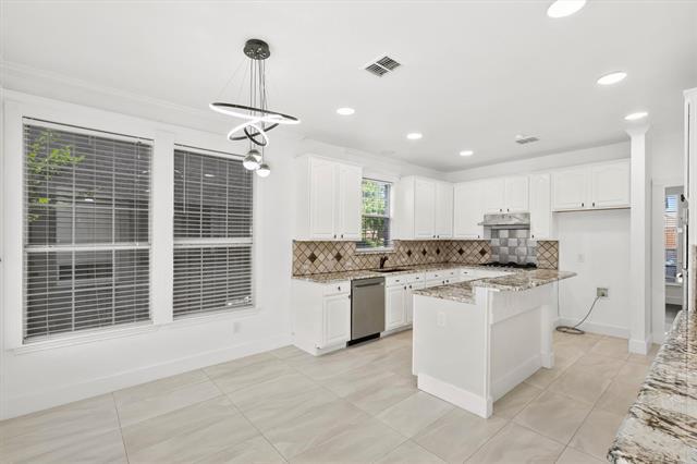 Building Photo - 3309 Grantham Dr