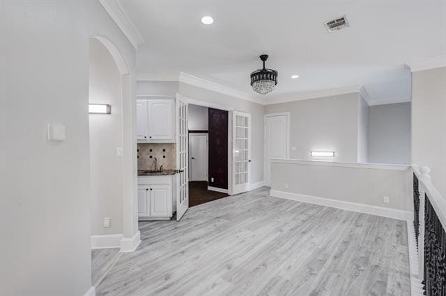 Building Photo - 1004 Drake Dr