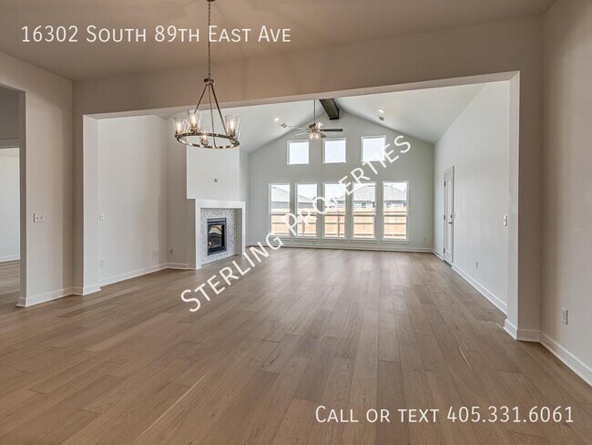 Building Photo - 16302 S 89th E Ave