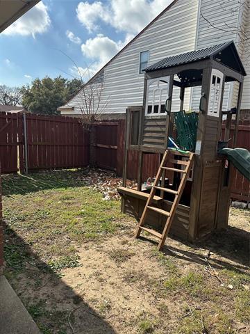 Building Photo - 412 Dillard Ln