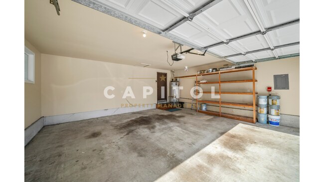 Building Photo - 6417 Congressional Dr SE