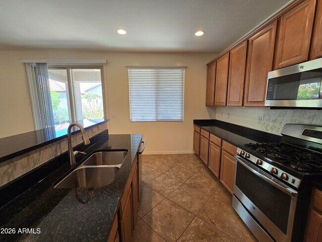 Building Photo - 2972 E Saltsage Dr