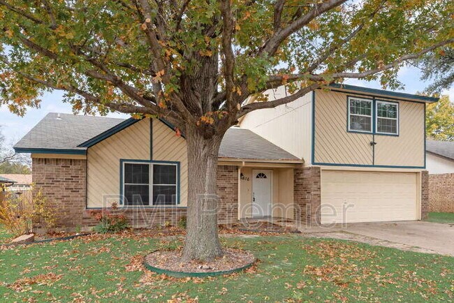 Building Photo - 516 Roberts Dr