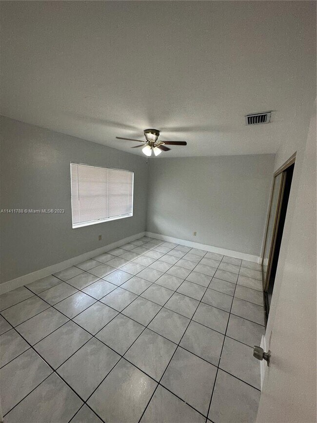 Building Photo - 13125 SW 18th Terrace