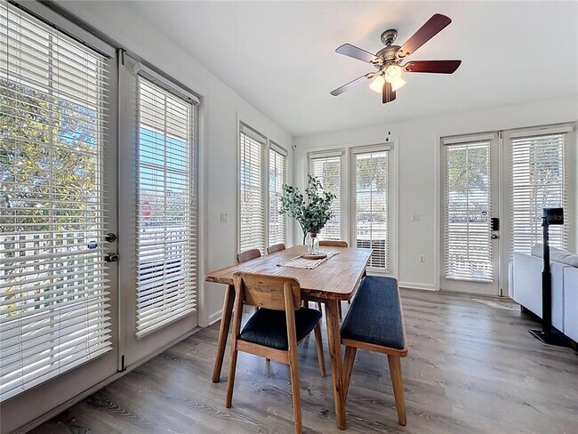 Building Photo - 2315 Upper Park Rd