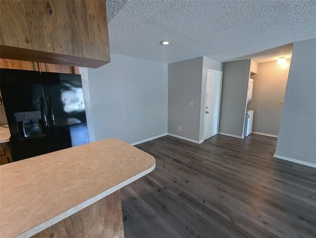 Building Photo - 228 Thorntree Pl