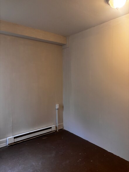 Building Photo - 3xx N 1st Ave