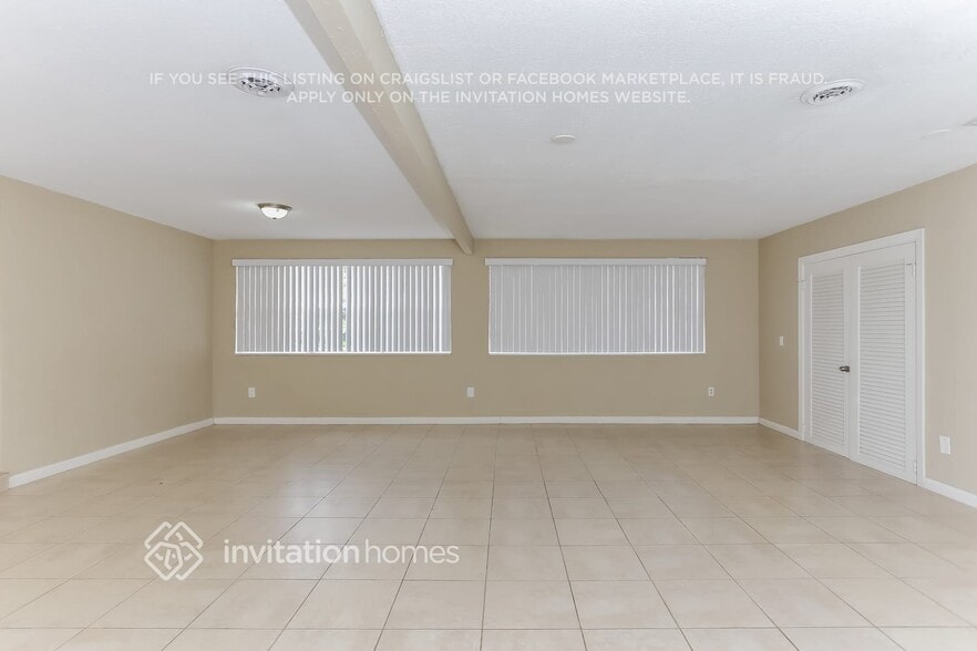 Building Photo - 11345 SW 108th Ave