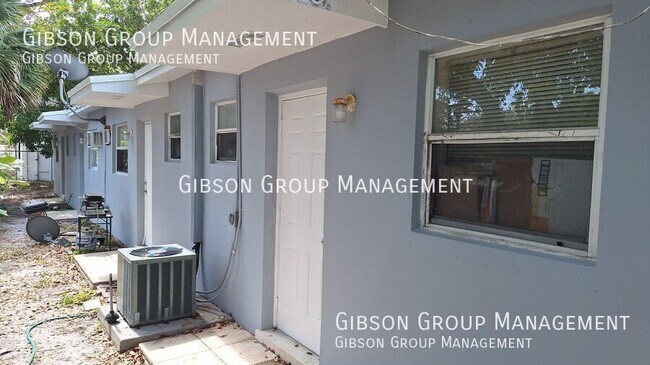 Building Photo - 1808 SW 11th Ct