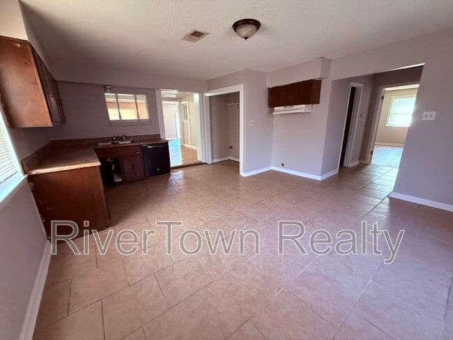 Building Photo - 4598 Bolen Huse Rd