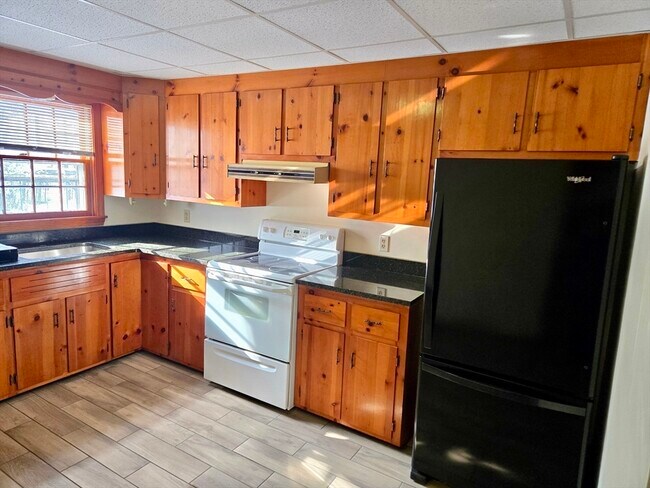 Building Photo - 216 Ashland Ave